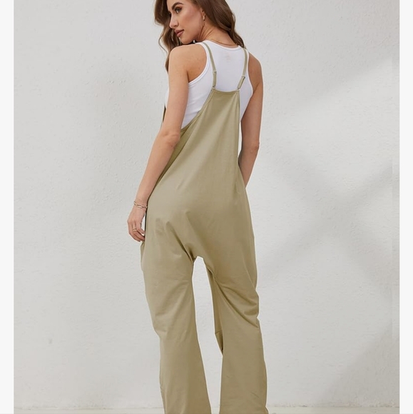 Casual Beige Cami Wide Leg Pockets Jumpsuit - Picture 4 of 7